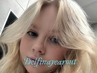 Delfinayearout