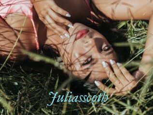 Juliasscoth