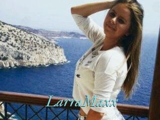 LarraMaxx
