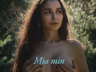 Mia_min Tube video jeune