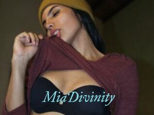 MiaDivinity
