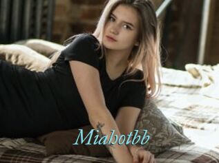 Miahotbb