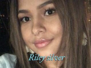 Riley_silver