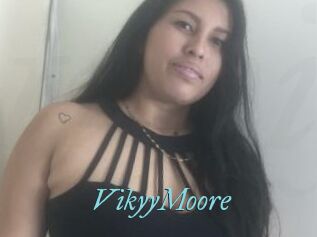 VikyyMoore